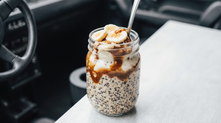 Overnight oats with banana and peanut butter — healthy meals for truck drivers